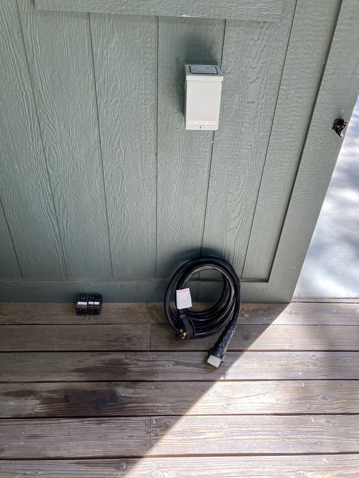 Gallery photos for Reliable Generator Plug Installation in Crestline: Image #1